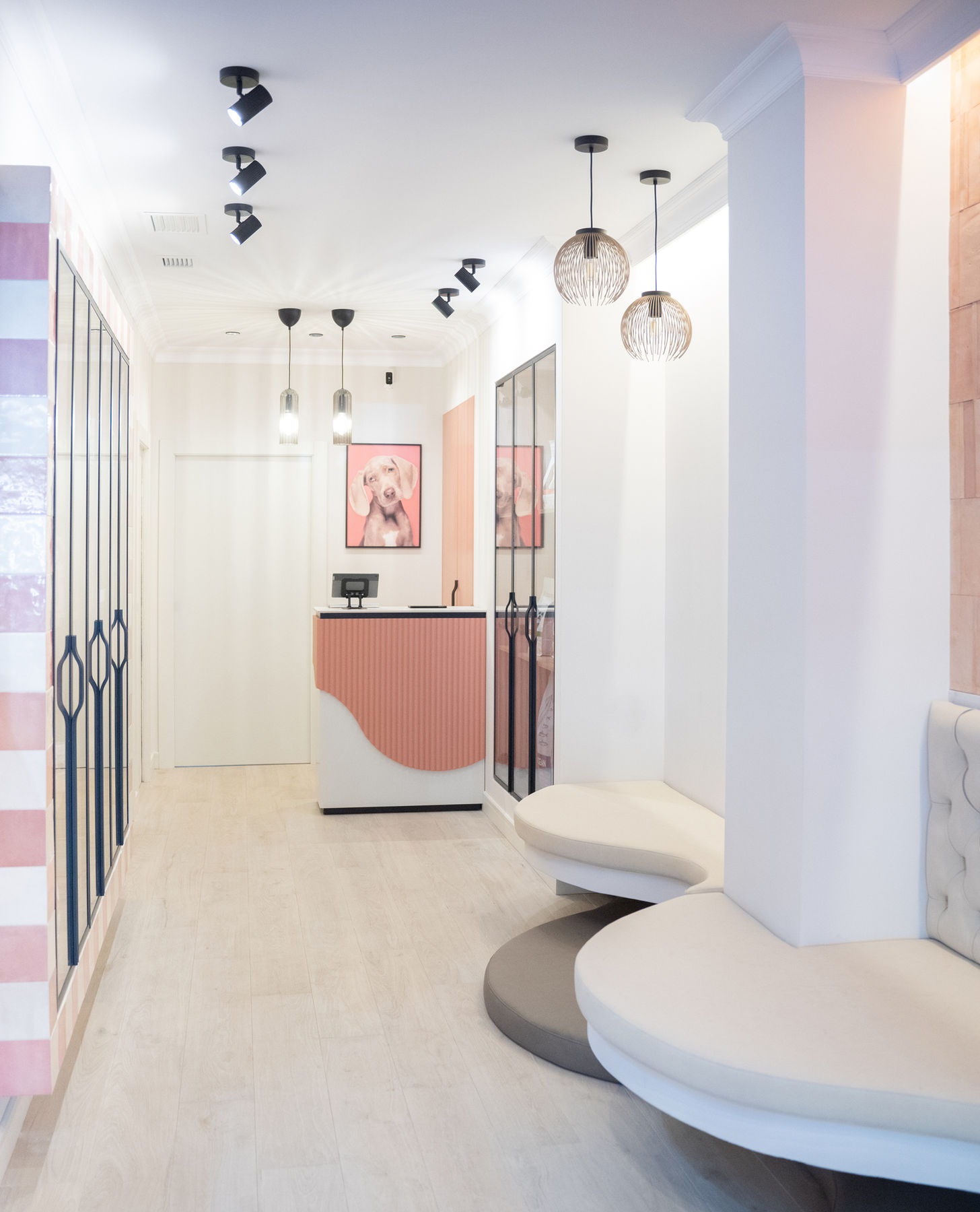 Recepción del salón de Maison Gala en Valencia